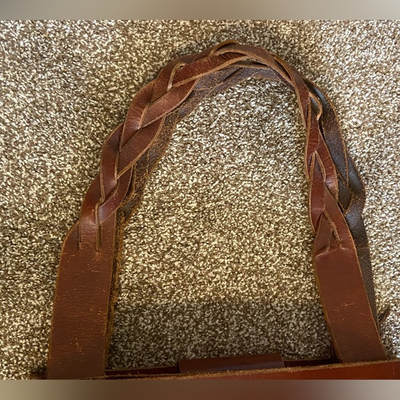 Beautiful Dark Brown Leather El Portal Handbag - Picture 3 of 8